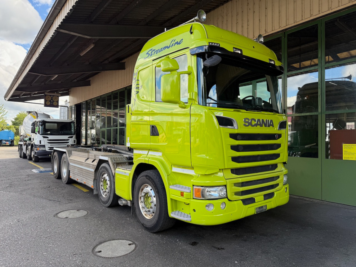 SCANIA R490     8x4 - Крюковой мультилифт: фото 1 SCANIA R490     8x4 - Крюковой мультилифт: фото 1
