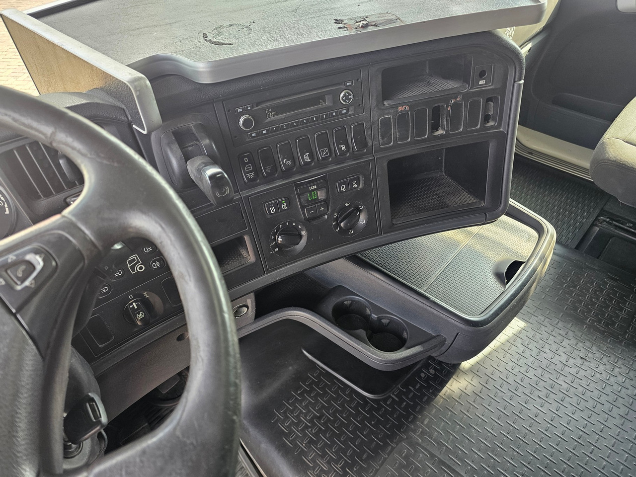 Тягач Scania R440 Highline: фото 6