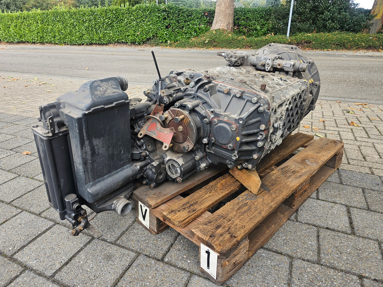 ZF 16 S 2221 TD - Коробка передач для Грузовиков: фото 1 ZF 16 S 2221 TD - Коробка передач для Грузовиков: фото 1