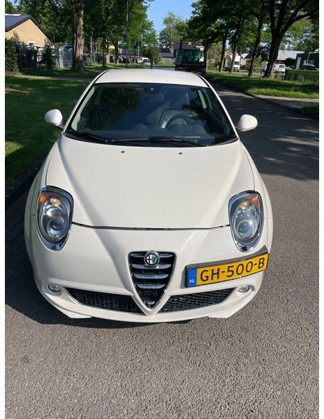 Alfa Romeo MiTo ZEER MOOI in prijs verlaagt - Хэтчбек: фото 3 Alfa Romeo MiTo ZEER MOOI in prijs verlaagt - Хэтчбек: фото 3