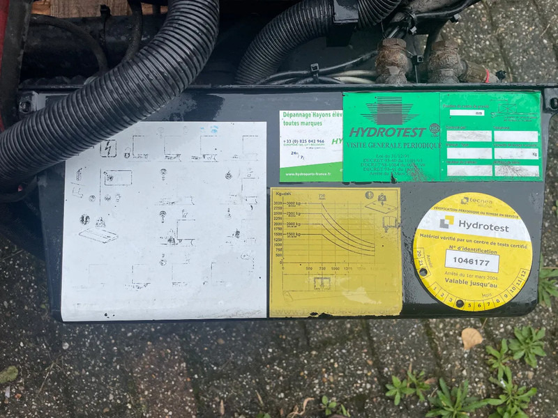 Kässbohrer 1500 KG Laadklep. Gebruikt - Полуприцеп-фургон: фото 2 Kässbohrer 1500 KG Laadklep. Gebruikt - Полуприцеп-фургон: фото 2