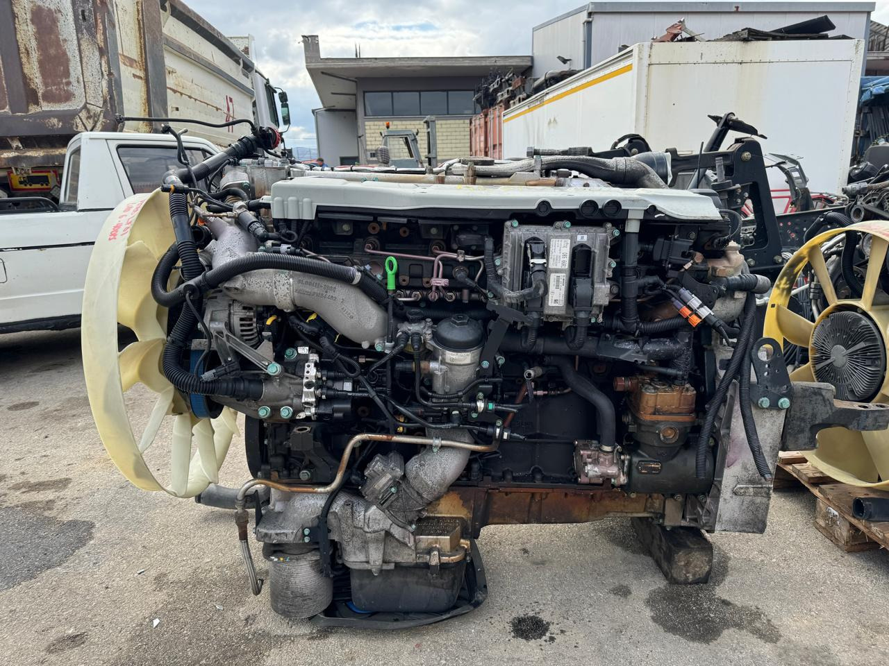 ENGINE MAN D2066LF61 400PS EURO6 - Двигатель и запчасти: фото 3 ENGINE MAN D2066LF61 400PS EURO6 - Двигатель и запчасти: фото 3