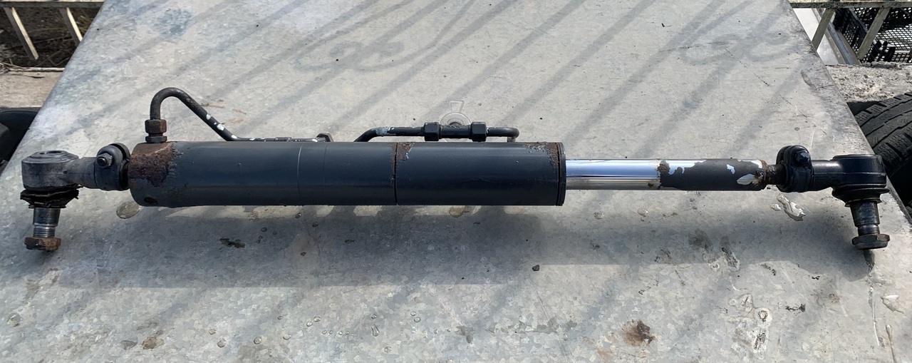 WORKING CYLINDER TRAILING AXLE ACTROS MP3 - Гидравлический цилиндр для Грузовиков: фото 1 WORKING CYLINDER TRAILING AXLE ACTROS MP3 - Гидравлический цилиндр для Грузовиков: фото 1
