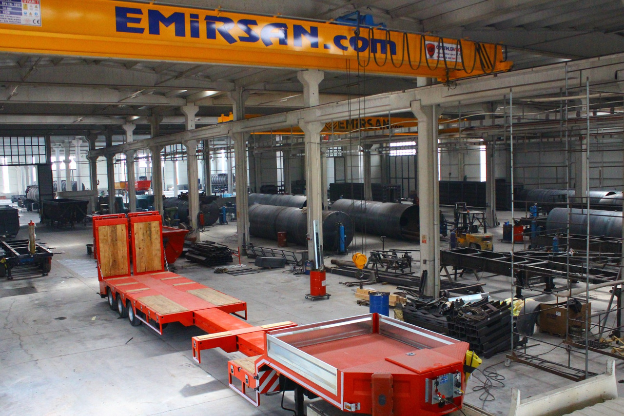 EMIRSAN Immediate Delivery From Stock - 3 Axle 60 Tons Capacity Lowbed - Низкорамный полуприцеп: фото 2 EMIRSAN Immediate Delivery From Stock - 3 Axle 60 Tons Capacity Lowbed - Низкорамный полуприцеп: фото 2