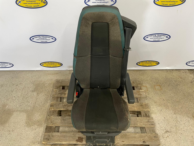 Volvo FM - Сиденье: фото 2 Volvo FM - Сиденье: фото 2