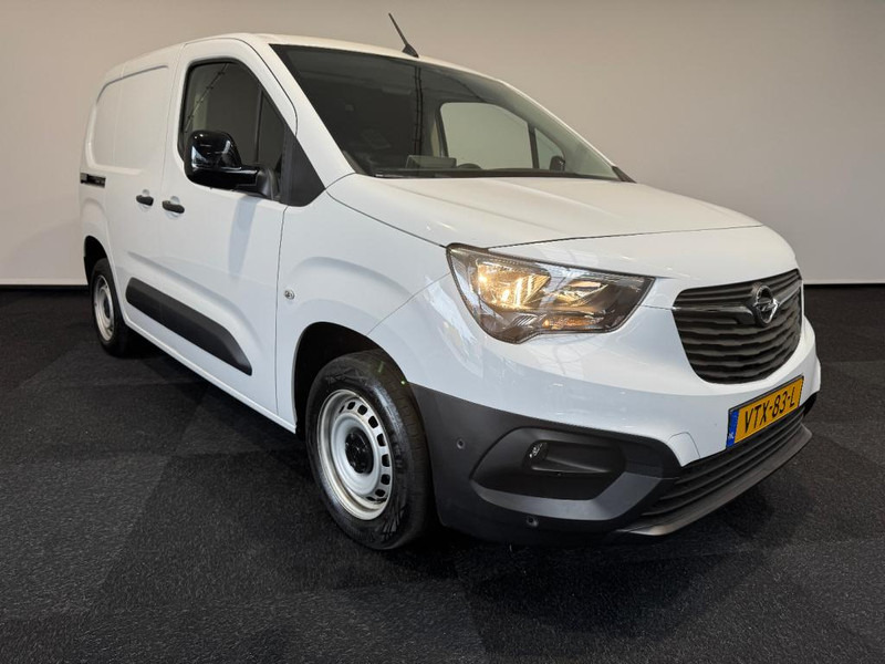Opel COMBO 1.5 Blue HDI 3 zits euro Airco Navigatie Apple car play 3 zits - Легковой фургон: фото 1 Opel COMBO 1.5 Blue HDI 3 zits euro Airco Navigatie Apple car play 3 zits - Легковой фургон: фото 1
