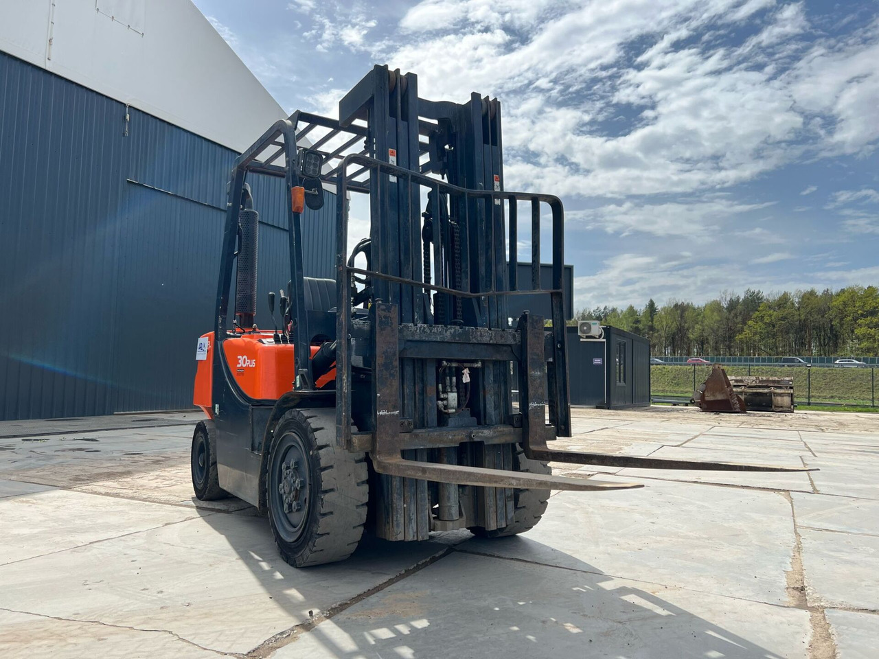 DOOSAN D30 GP - Вилочный погрузчик: фото 3 DOOSAN D30 GP - Вилочный погрузчик: фото 3