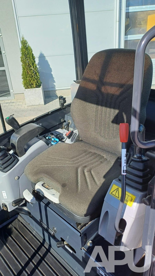 KUBOTA KX018-4 - Мини-экскаватор: фото 2 KUBOTA KX018-4 - Мини-экскаватор: фото 2