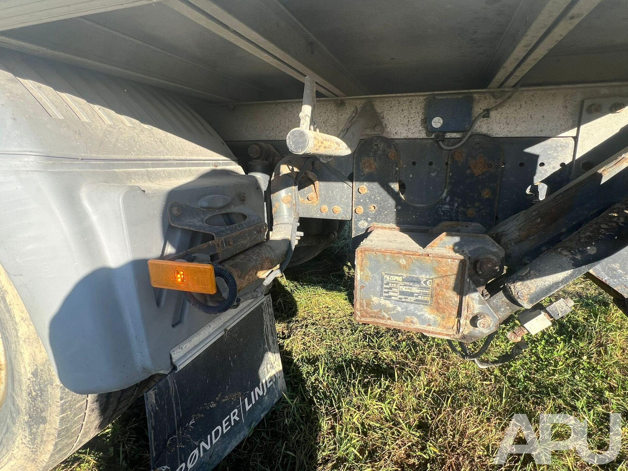 Грузовик с закрытым кузовом Mercedes-Benz Atego 1324: фото 18