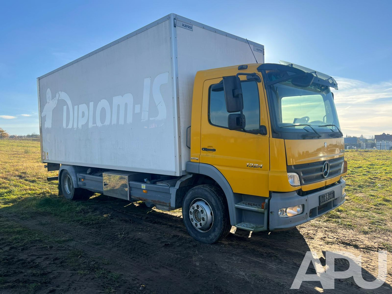 Mercedes-Benz Atego 1324 - Грузовик с закрытым кузовом: фото 1 Mercedes-Benz Atego 1324 - Грузовик с закрытым кузовом: фото 1