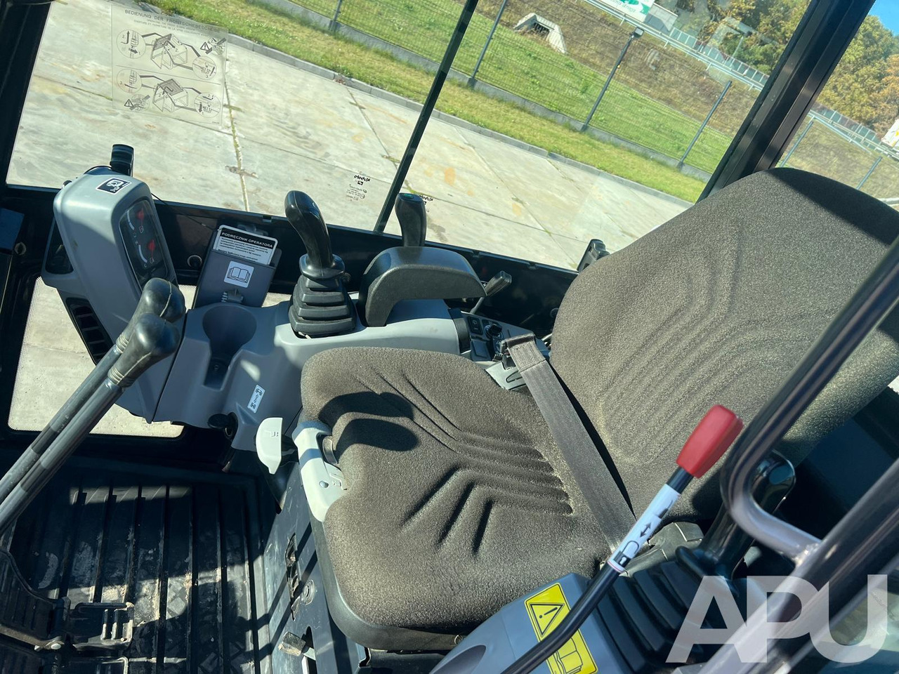 Mini koparka KUBOTA KX018-4 - Мини-экскаватор: фото 5 Mini koparka KUBOTA KX018-4 - Мини-экскаватор: фото 5