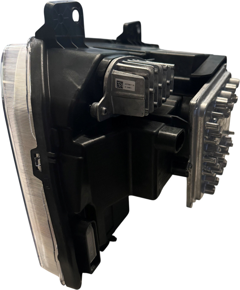 DAF LED-KOPLAMP LINKS NIEUW MODEL 2188982 - Передняя фара для Грузовиков: фото 5 DAF LED-KOPLAMP LINKS NIEUW MODEL 2188982 - Передняя фара для Грузовиков: фото 5