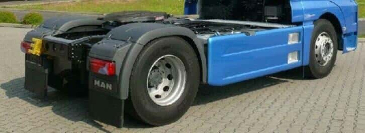 Man tga tgx euro 5 zijskirt zijskirts chassisskirts 000078 - Бампер для Грузовиков: фото 2 Man tga tgx euro 5 zijskirt zijskirts chassisskirts 000078 - Бампер для Грузовиков: фото 2