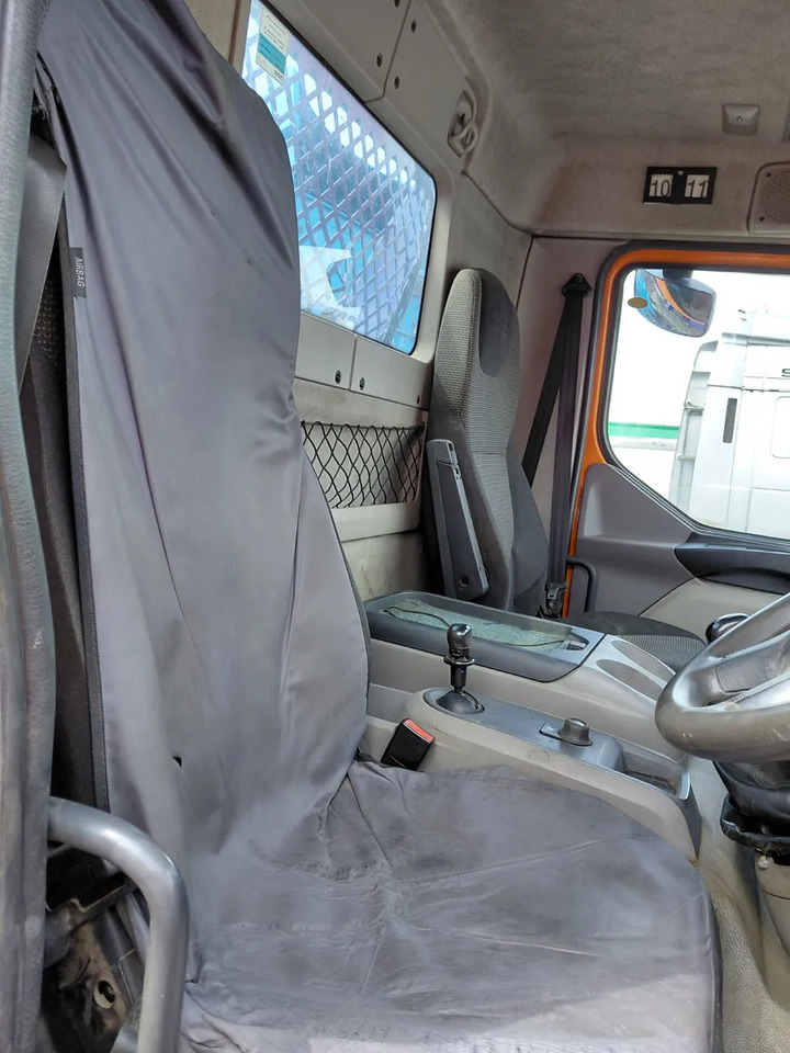 Портальный бункеровоз 2014 DAF LF Skip Loader X 2: фото 6