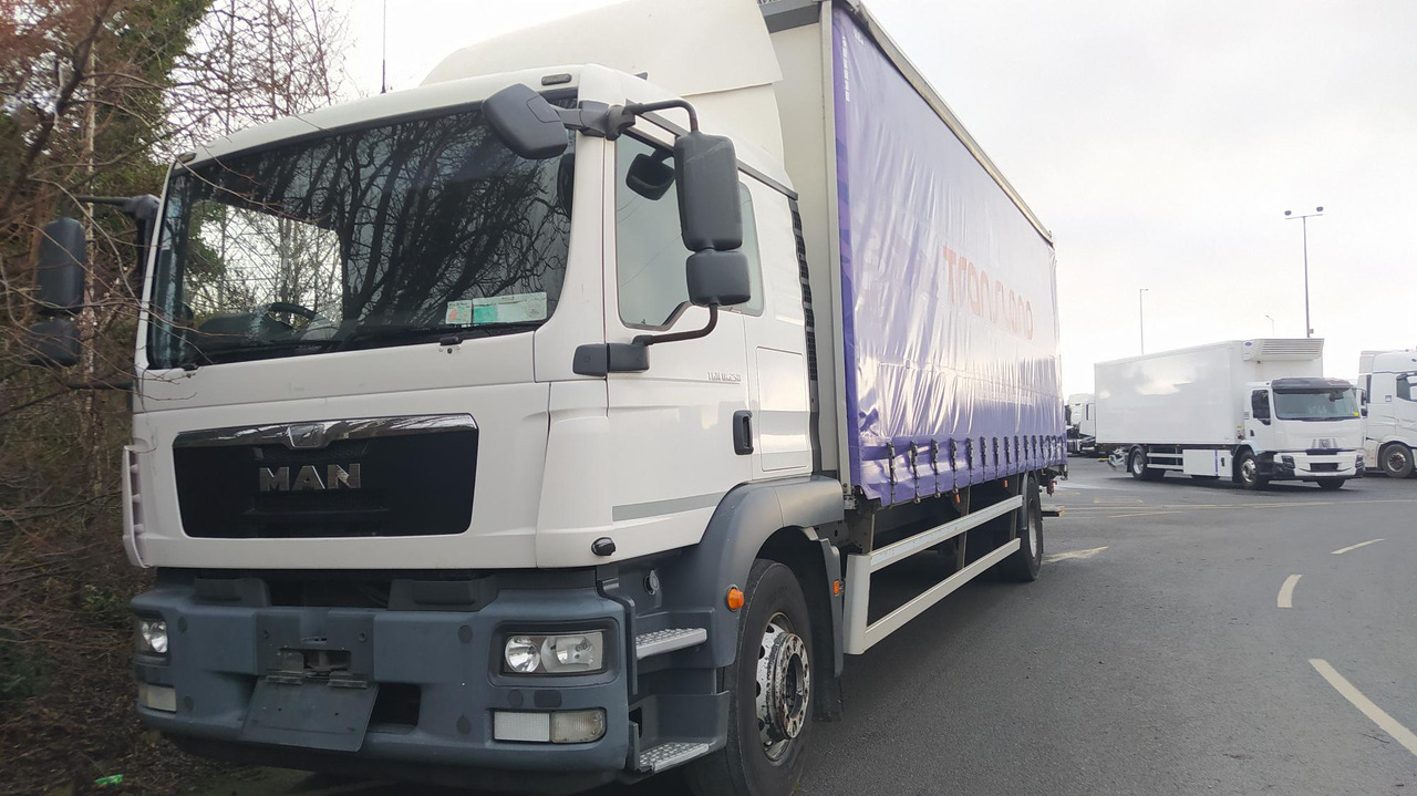 2014 – Man TGM 18.250 2DR AUTO 4X2 - Тентованный грузовик: фото 1 2014 – Man TGM 18.250 2DR AUTO 4X2 - Тентованный грузовик: фото 1