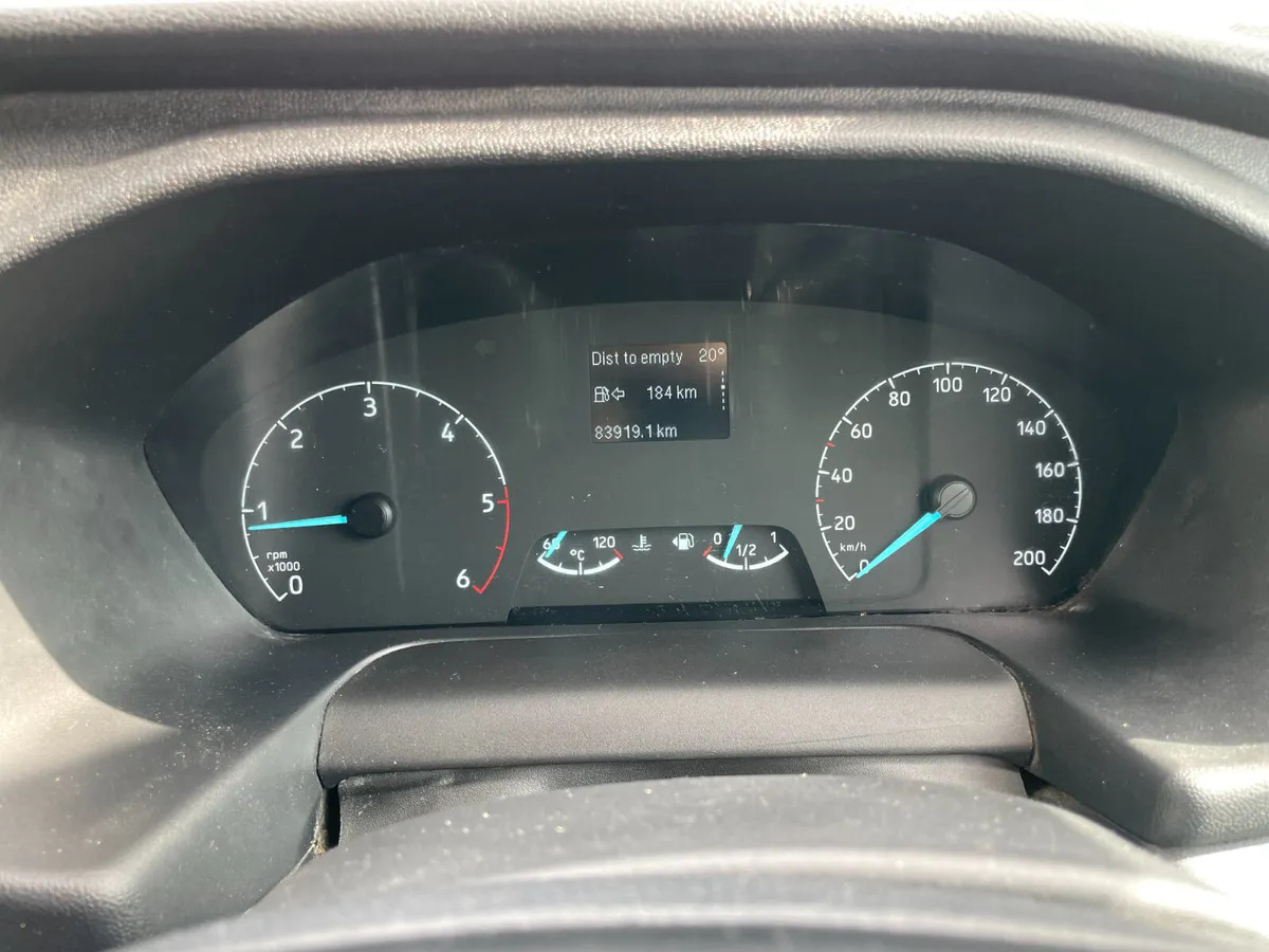 2021 Low Mileage Ford Transit 350L Trend - Цельнометаллический фургон: фото 3 2021 Low Mileage Ford Transit 350L Trend - Цельнометаллический фургон: фото 3