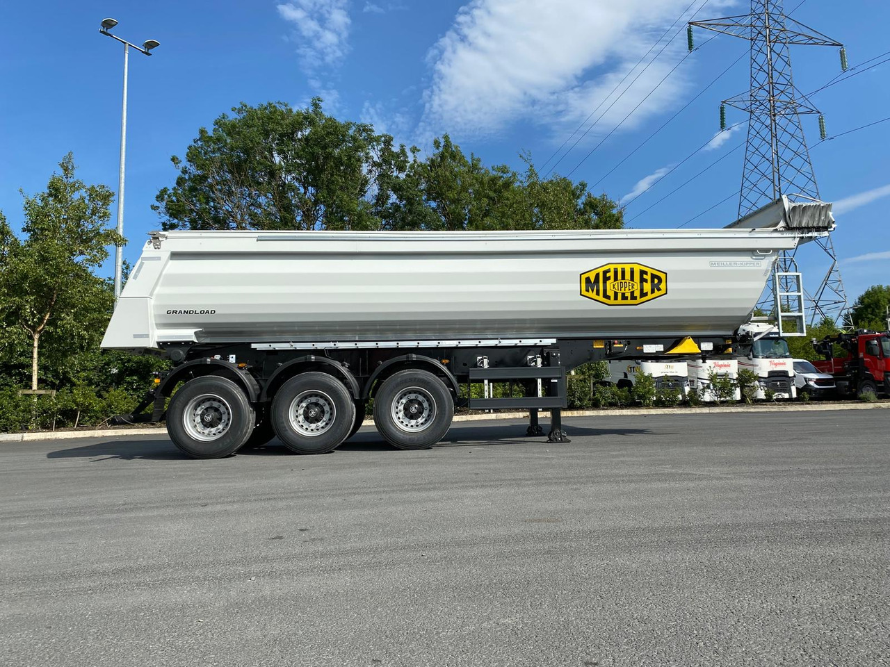 Meiller – Long Wheel Base Tipping Trailer - Самосвальный полуприцеп: фото 1 Meiller – Long Wheel Base Tipping Trailer - Самосвальный полуприцеп: фото 1