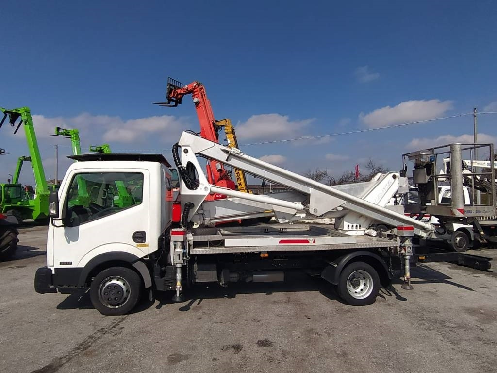 Multitel hx200xe - Грузовик с подъемником: фото 4 Multitel hx200xe - Грузовик с подъемником: фото 4