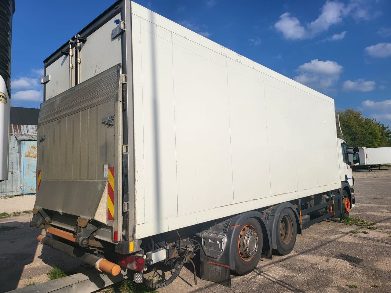 Scania Scania Schmitz Cargobull P 400 P 400 ZKO 18 - Рефрижератор: фото 5 Scania Scania Schmitz Cargobull P 400 P 400 ZKO 18 - Рефрижератор: фото 5