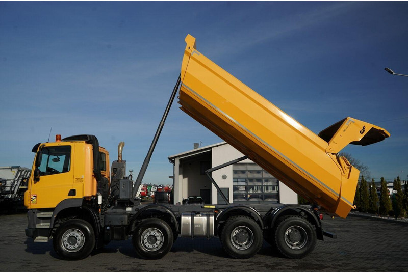 DAF CF 85.410 / 8x4 / WYWROTKA TYLNOZSYPOWA / HYDROKLAPA / OPONY 1 - Самосвал: фото 5 DAF CF 85.410 / 8x4 / WYWROTKA TYLNOZSYPOWA / HYDROKLAPA / OPONY 1 - Самосвал: фото 5