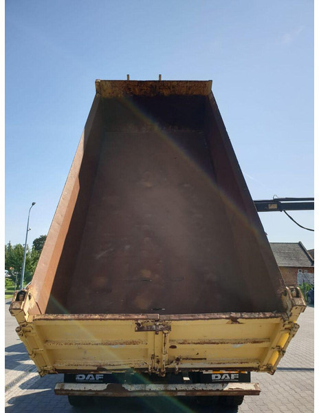 DAF CF GINAF X3335 S 6x6 DUMP TRUCK+HDS ATLAS 1460 HYDROBORD - Самосвал, Автоманипулятор: фото 4 DAF CF GINAF X3335 S 6x6 DUMP TRUCK+HDS ATLAS 1460 HYDROBORD - Самосвал, Автоманипулятор: фото 4