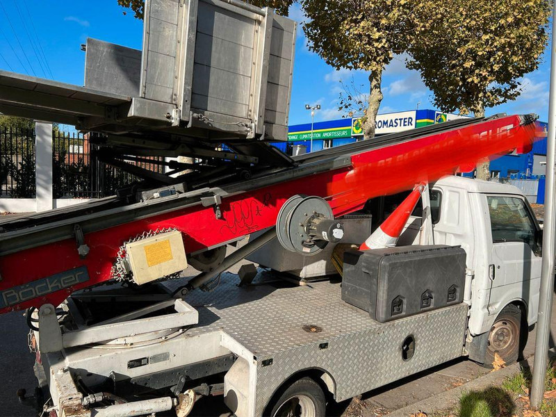 Mazda Lifting basket - Bocker 30 m - Фургон: фото 2 Mazda Lifting basket - Bocker 30 m - Фургон: фото 2