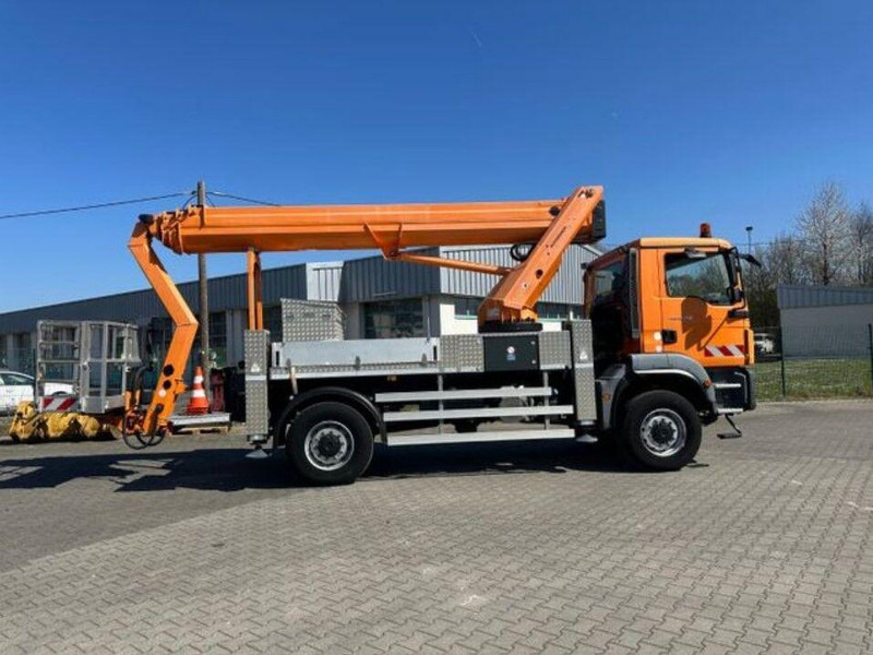 MAN TGM 15.250 4x4 Lifting basket - Ruthmann T300.1 30 m - Грузовик, Автоманипулятор: фото 4 MAN TGM 15.250 4x4 Lifting basket - Ruthmann T300.1 30 m - Грузовик, Автоманипулятор: фото 4