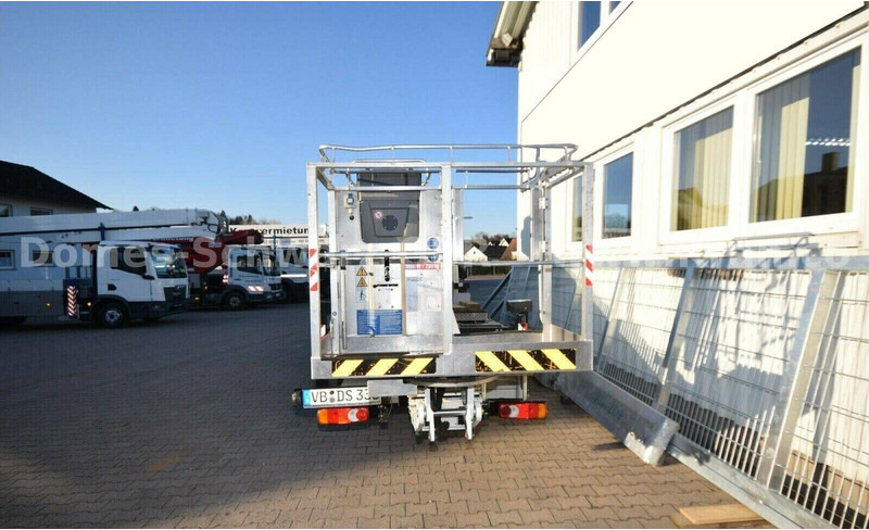 Nissan NT 400 Cabstar - Lifting basket truck - Грузовик, Автоманипулятор: фото 5 Nissan NT 400 Cabstar - Lifting basket truck - Грузовик, Автоманипулятор: фото 5