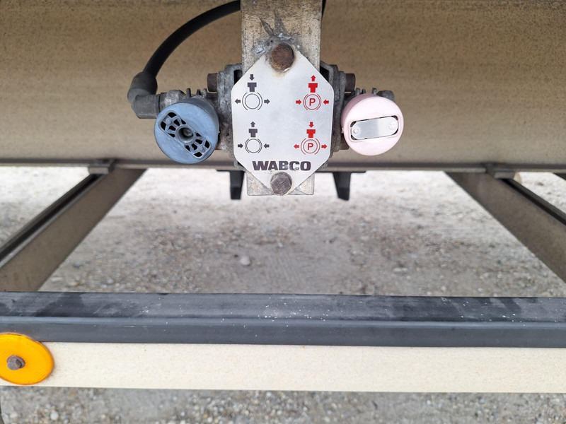 Полуприцеп-фургон Hess LS35 - BE Koffer + LBW DHollandia 1000 kg semi trailer: фото 13 Полуприцеп-фургон Hess LS35 - BE Koffer + LBW DHollandia 1000 kg semi trailer: фото 13