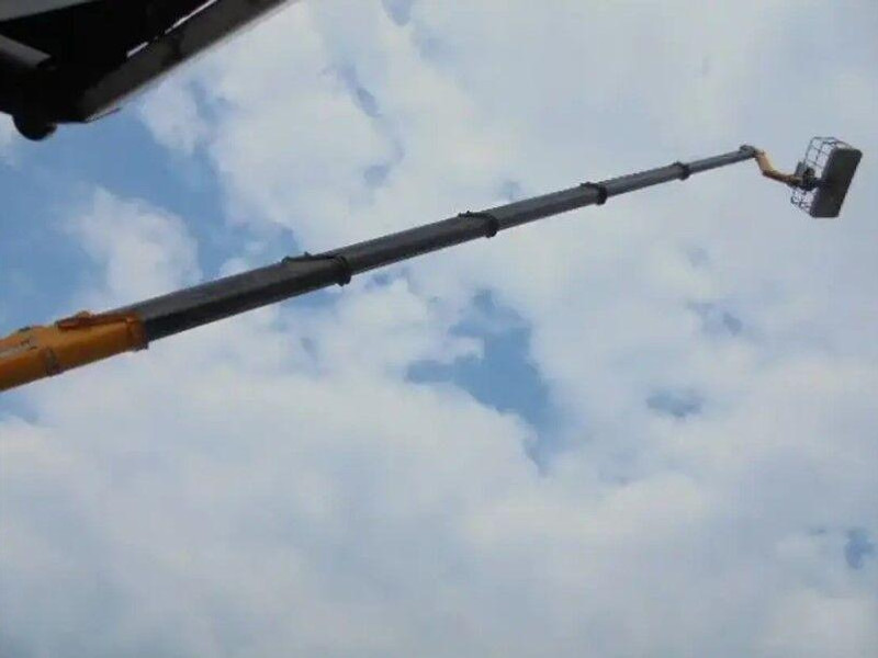 Грузовик с подъемником Hino 700 3441 6X4 Emelőkosaras 22,8m: фото 11