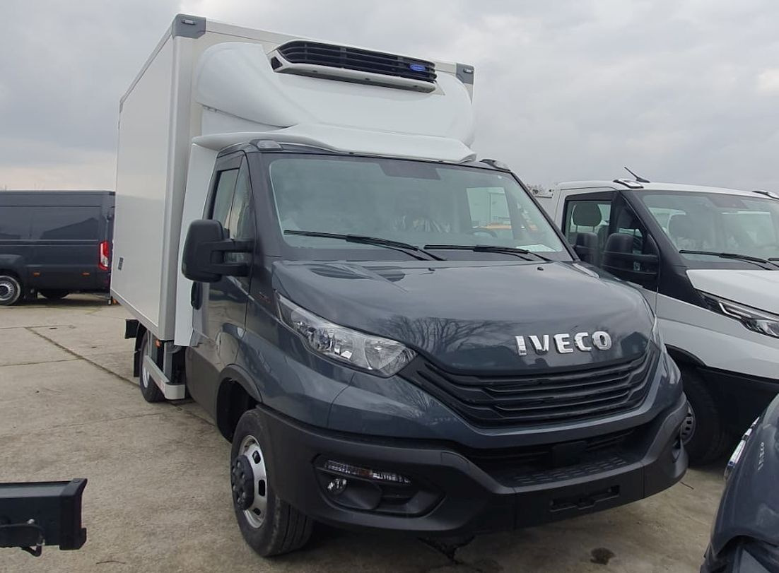 Новый Фургон-рефрижератор IVECO Daily 35C16 Fridge + meat track: фото 1
