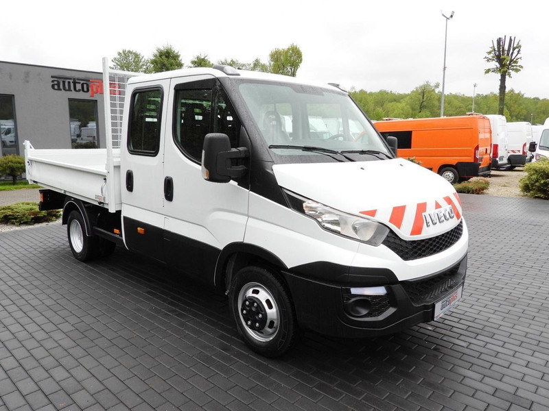 Iveco DAILY 35C13 WYWROTKA PODWÓJNA KABINA DOKA 7 MIEJSC TEMPOMAT BLIŹ - Малотоннажный самосвал, Грузопассажирский фургон: фото 4 Iveco DAILY 35C13 WYWROTKA PODWÓJNA KABINA DOKA 7 MIEJSC TEMPOMAT BLIŹ - Малотоннажный самосвал, Грузопассажирский фургон: фото 4