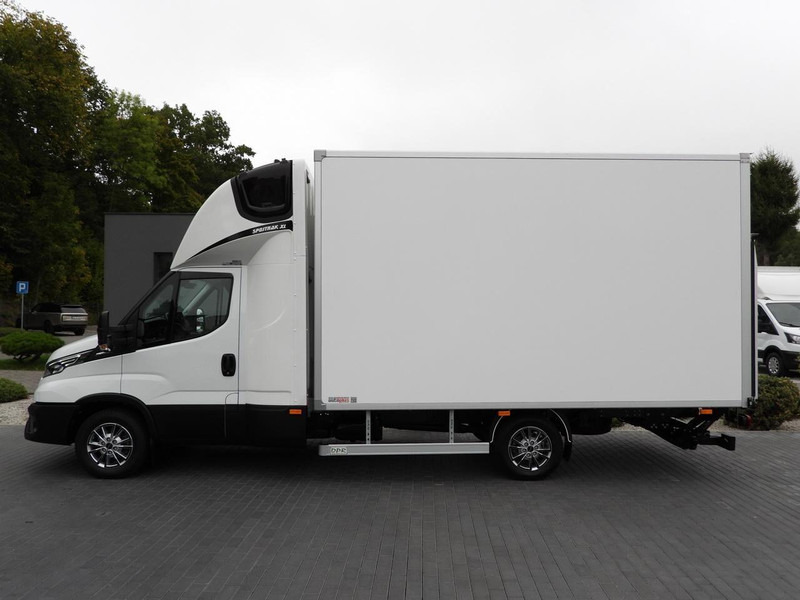 Фургон с закрытым кузовом Iveco DAILY 35S18 KONTENER HI-MATIC WINDA 8 PALET TEMPOMAT NAWIGACJA L: фото 8