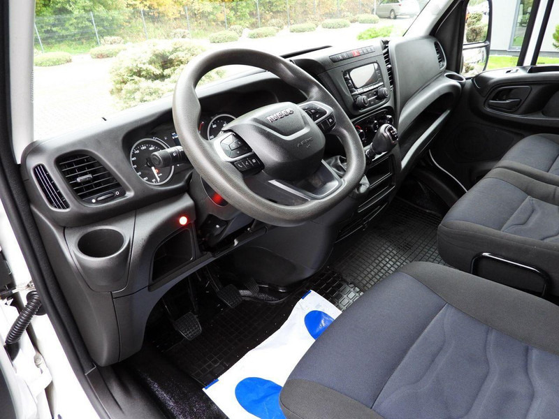 Iveco DAILY 35S18 PLANDEKA WINDA 8 PALET WEBASTO TEMPOMAT KLIMATYZACJA - Тентованный фургон: фото 2 Iveco DAILY 35S18 PLANDEKA WINDA 8 PALET WEBASTO TEMPOMAT KLIMATYZACJA - Тентованный фургон: фото 2