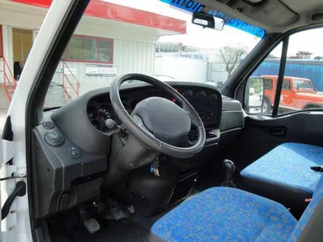 Грузовик бортовой/ Платформа, Автоманипулятор Iveco Daily 35C11 - flatbed+crane: фото 12 Грузовик бортовой/ Платформа, Автоманипулятор Iveco Daily 35C11 - flatbed+crane: фото 12