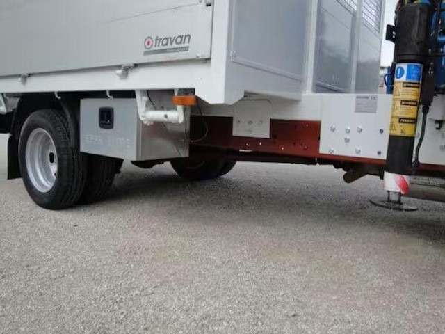 Грузовик бортовой/ Платформа, Автоманипулятор Iveco Daily 35C11 - flatbed+crane: фото 10 Грузовик бортовой/ Платформа, Автоманипулятор Iveco Daily 35C11 - flatbed+crane: фото 10