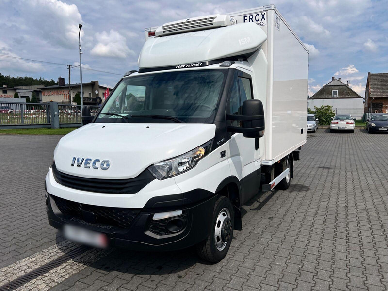 Iveco Daily 50C15 Kontener Mroźnia/Chłodnia 3x Drzwi ThermoKing V 300 - Фургон-рефрижератор: фото 1 Iveco Daily 50C15 Kontener Mroźnia/Chłodnia 3x Drzwi ThermoKing V 300 - Фургон-рефрижератор: фото 1