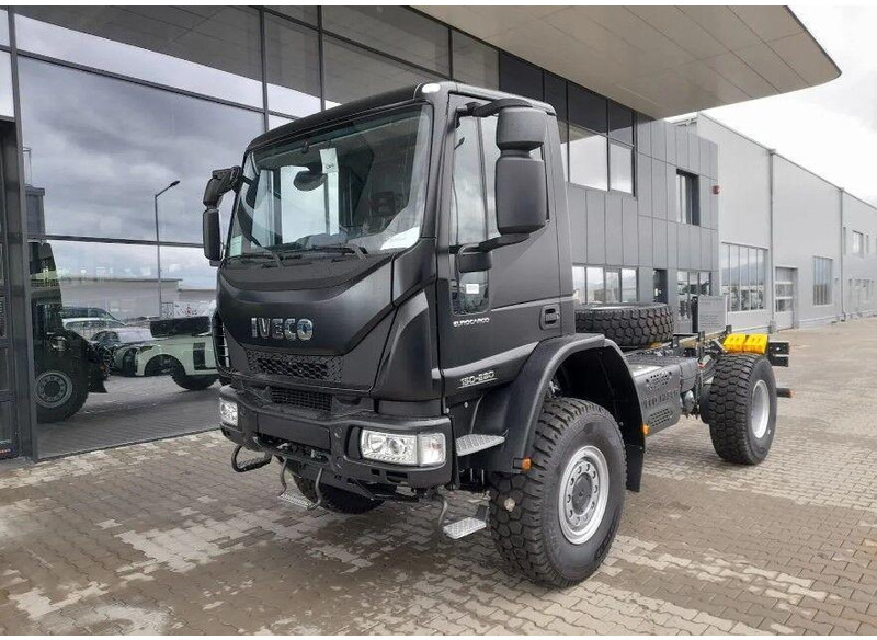 Iveco EuroCargo 4x4 ML150E28WS Chassis - Грузовик-шасси: фото 1 Iveco EuroCargo 4x4 ML150E28WS Chassis - Грузовик-шасси: фото 1