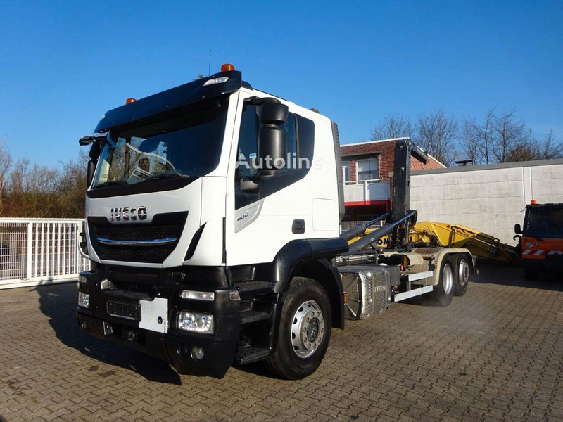 Iveco STRALIS 400 - Hook lift truck - Крюковой мультилифт, Автоманипулятор: фото 3 Iveco STRALIS 400 - Hook lift truck - Крюковой мультилифт, Автоманипулятор: фото 3
