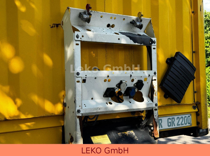 Полуприцеп-фургон Krone SD: фото 11