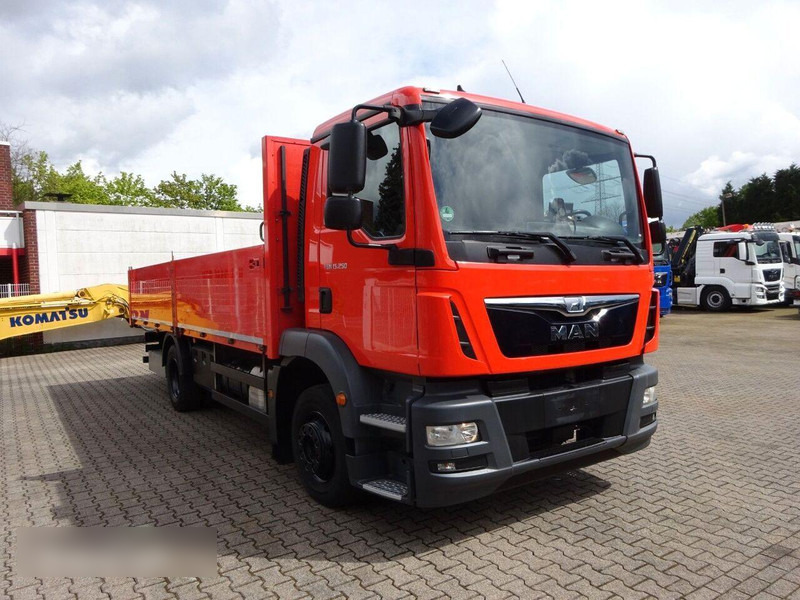 MAN 15.250 TGM Flatbed - Грузовик бортовой/ Платформа: фото 5 MAN 15.250 TGM Flatbed - Грузовик бортовой/ Платформа: фото 5