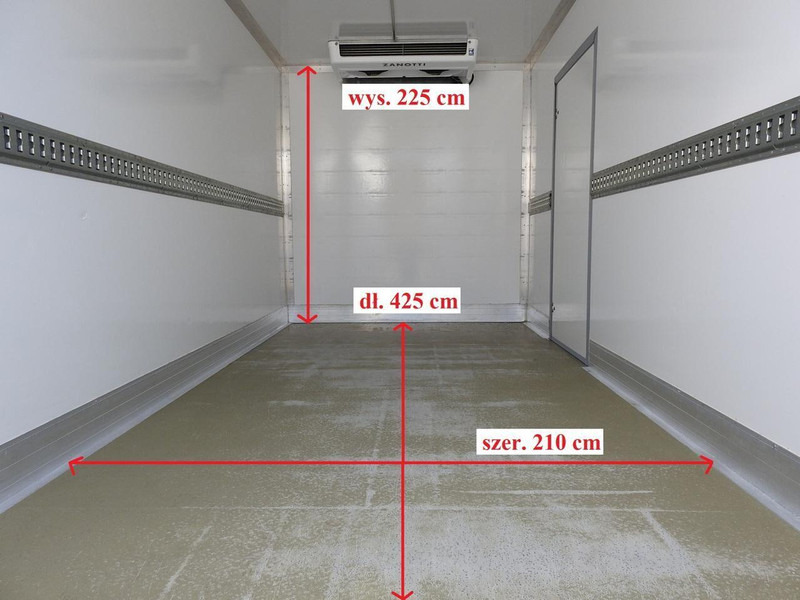 Фургон-рефрижератор MAN TGE 3.180 CHŁODNIA KONTENER -5*C 8 PALET FUNKCJA GRZANIA TEMPOMA: фото 12 Фургон-рефрижератор MAN TGE 3.180 CHŁODNIA KONTENER -5*C 8 PALET FUNKCJA GRZANIA TEMPOMA: фото 12