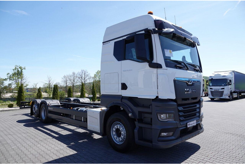 Новый Грузовик-шасси MAN TGX 26.520 / 6x2 / RAMA DŁ. 9,1M / OŚ PODNOSZONA / SKRĘTNA  / DO: фото 7
