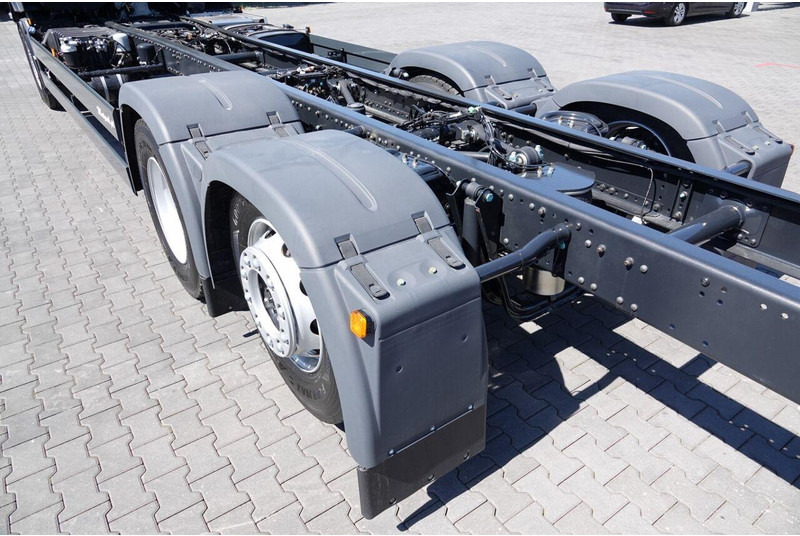 Новый Грузовик-шасси MAN TGX 26.520 / 6x2 / RAMA DŁ. 9,1M / OŚ PODNOSZONA / SKRĘTNA  / DO: фото 15
