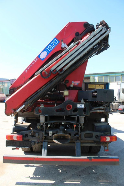 Mercedes-Benz 1848 4x4 Crane HMF 1820 - Грузовик бортовой/ Платформа, Автоманипулятор: фото 5 Mercedes-Benz 1848 4x4 Crane HMF 1820 - Грузовик бортовой/ Платформа, Автоманипулятор: фото 5