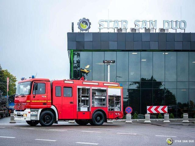 Mercedes-Benz ACTROS 1835 4x2 ZIEGLER FIRE BRIGADE - Пожарная машина: фото 4 Mercedes-Benz ACTROS 1835 4x2 ZIEGLER FIRE BRIGADE - Пожарная машина: фото 4