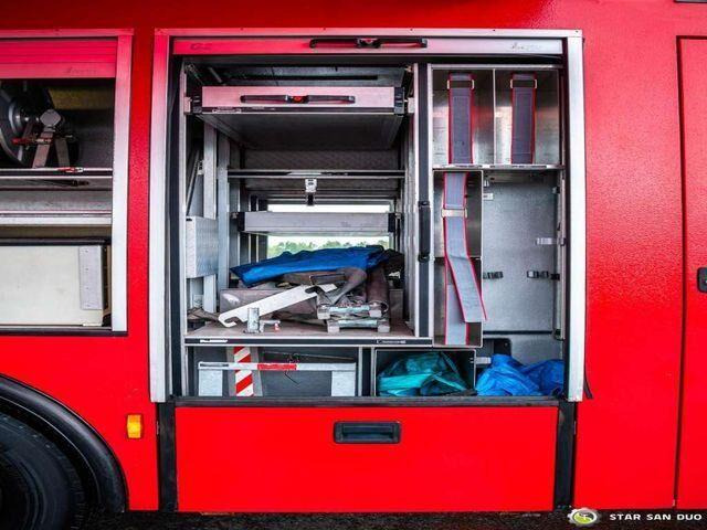 Mercedes-Benz ACTROS 1835 4x2 ZIEGLER FIRE BRIGADE в лизинг Mercedes-Benz ACTROS 1835 4x2 ZIEGLER FIRE BRIGADE: фото 17