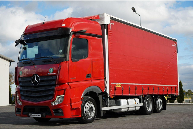 Mercedes-Benz ACTROS 2545 / SOLÓWKA / 6x2 / OŚ PODNOSZONA / BIG SPACE / WIELT - Тентованный грузовик: фото 1 Mercedes-Benz ACTROS 2545 / SOLÓWKA / 6x2 / OŚ PODNOSZONA / BIG SPACE / WIELT - Тентованный грузовик: фото 1