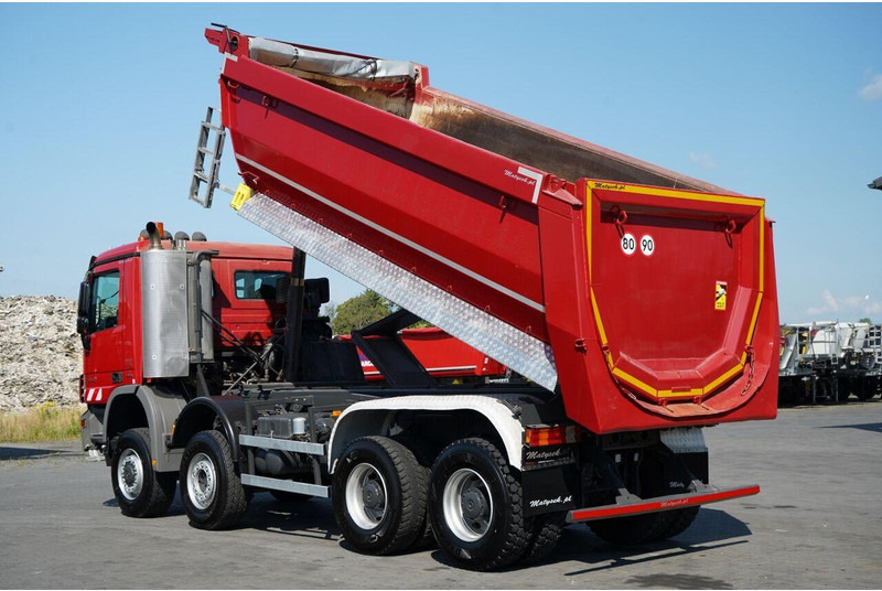 Mercedes-Benz ACTROS 4141 / 8X6 / WYWROTKA TYLNOZSYPOWA / MEILLER KIPPER 5.3M - Самосвал: фото 4 Mercedes-Benz ACTROS 4141 / 8X6 / WYWROTKA TYLNOZSYPOWA / MEILLER KIPPER 5.3M - Самосвал: фото 4