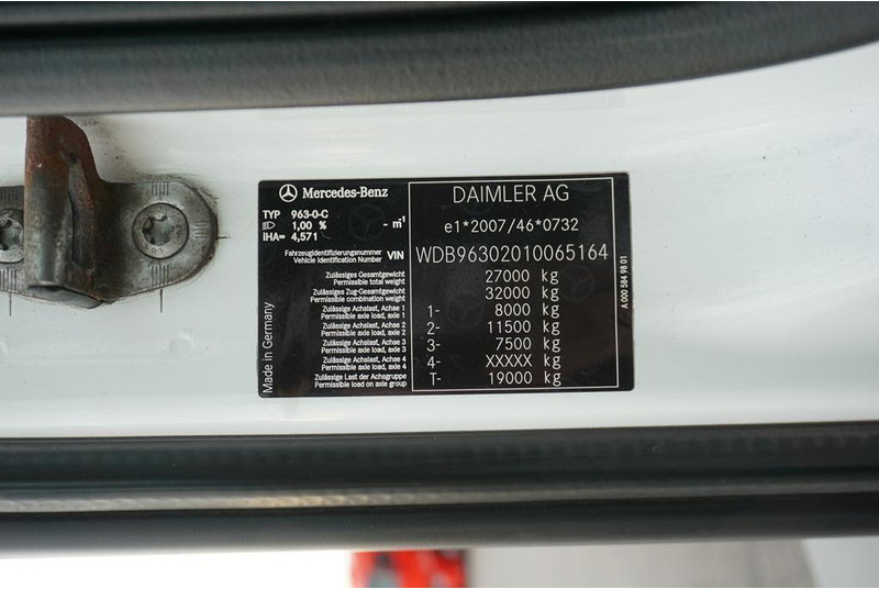 Грузовик-контейнеровоз/ Сменный кузов Mercedes-Benz ANTOS / 2535 / ACC / E 6 / BDF + WINDA / 7.15 , 7.45, 7.82 M / O: фото 11 Грузовик-контейнеровоз/ Сменный кузов Mercedes-Benz ANTOS / 2535 / ACC / E 6 / BDF + WINDA / 7.15 , 7.45, 7.82 M / O: фото 11